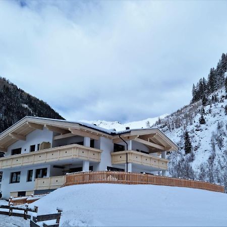 Apartments Alpenpanorama, Neustift Нойштифт-им-Штубайталь Экстерьер фото