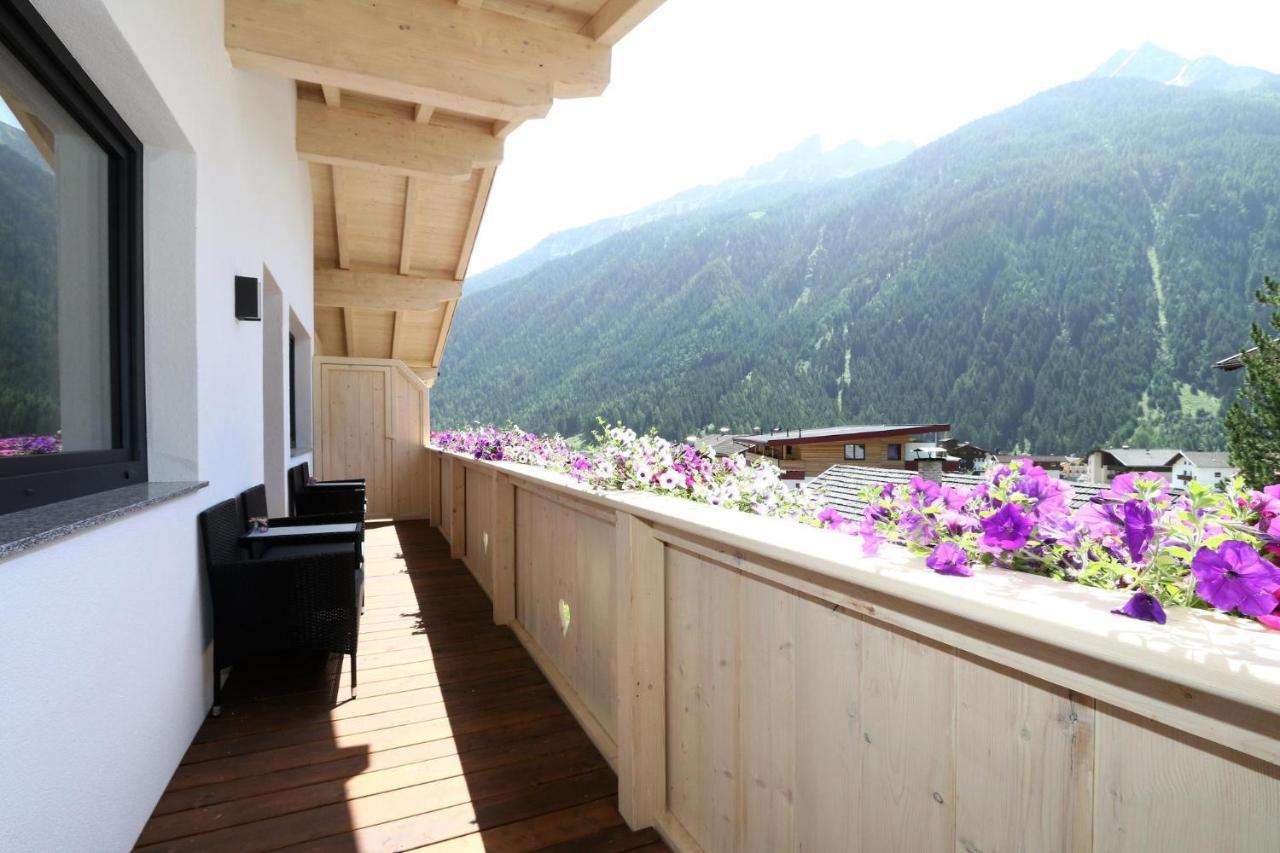 Apartments Alpenpanorama, Neustift Нойштифт-им-Штубайталь Экстерьер фото